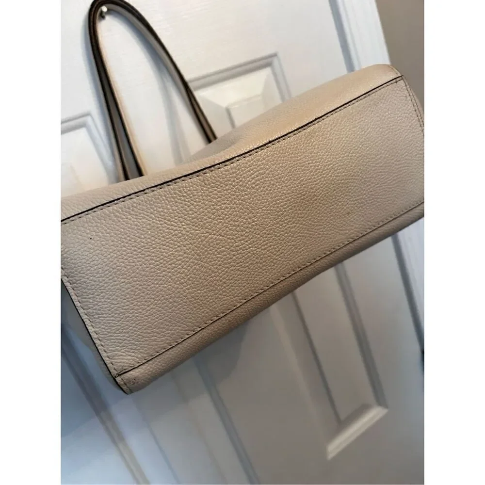 Coach TURNLOCK CHAIN TOTE 27 CHALK white or  Pebble Leather Shoulder Bab